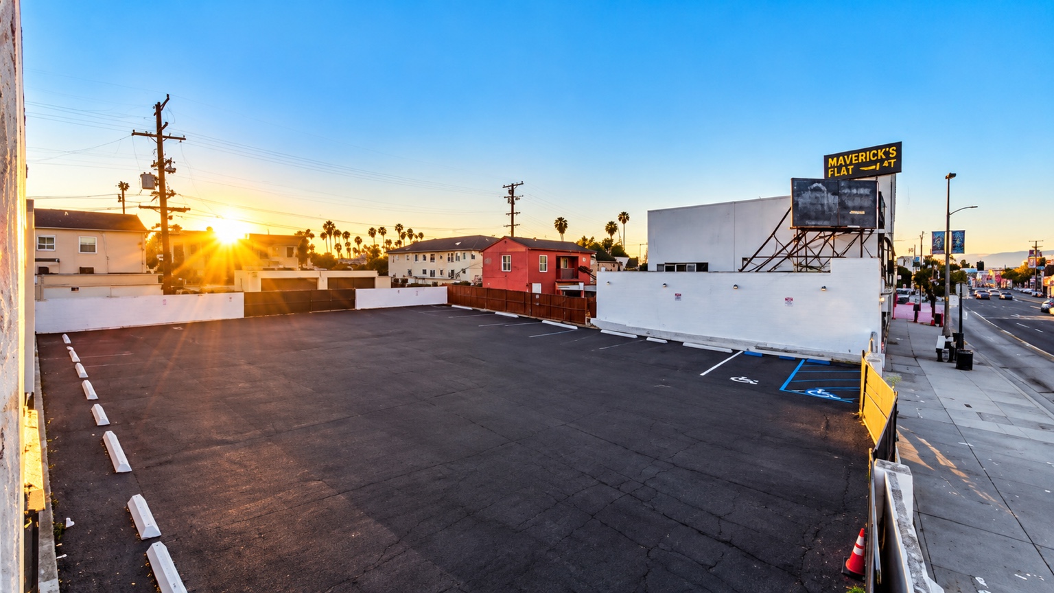 Mavericks Flat outdoor parking area beside the venue on Crenshaw Boulevard